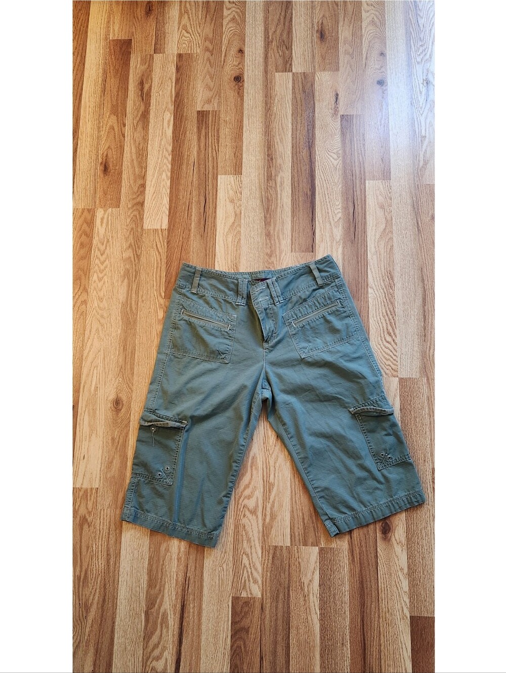 Gloria Vanderbilt Long Shorts